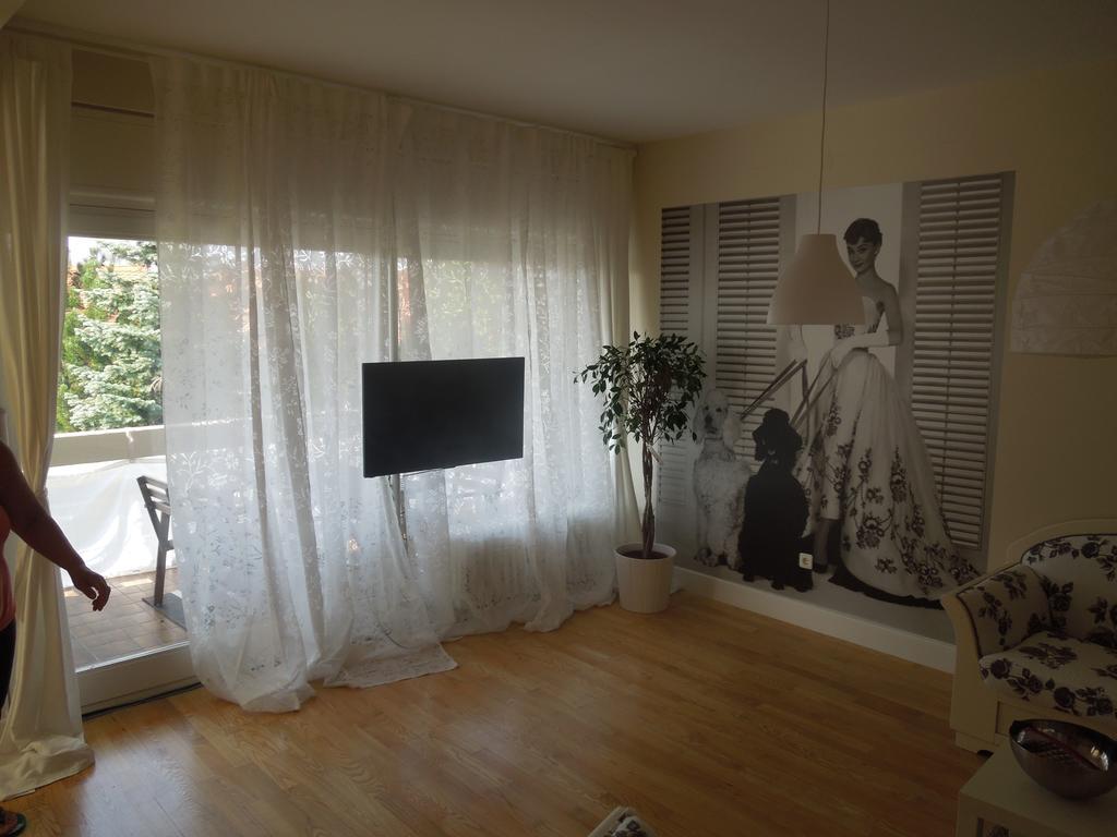 Apartemen 50 m² dengan 1 kamar tidur dan 1 kamar mandi pribadi di Maksimir Zagreb Ruang foto