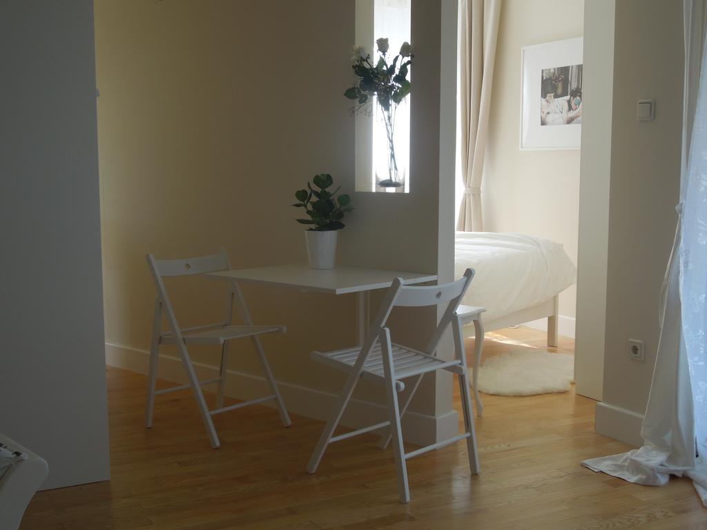 Apartemen 50 m² dengan 1 kamar tidur dan 1 kamar mandi pribadi di Maksimir Zagreb Ruang foto