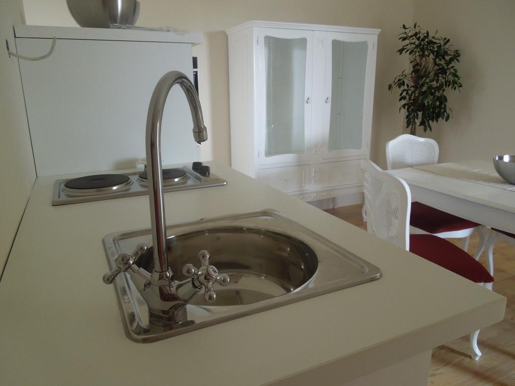 Apartemen 50 m² dengan 1 kamar tidur dan 1 kamar mandi pribadi di Maksimir Zagreb Ruang foto