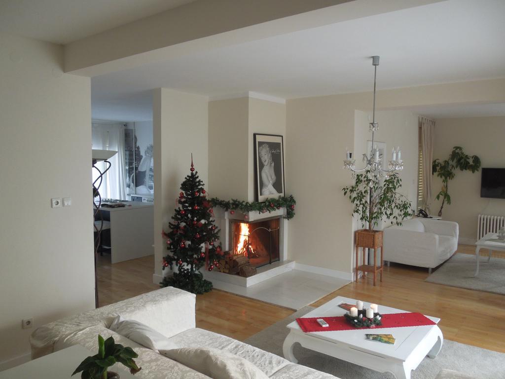 Apartemen 50 m² dengan 1 kamar tidur dan 1 kamar mandi pribadi di Maksimir Zagreb Ruang foto